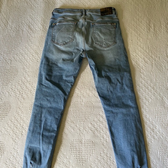 Jeans - Picture 5 of 10